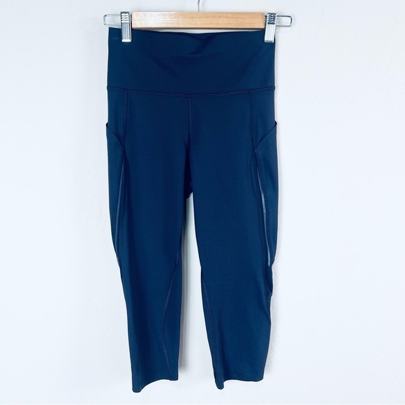 Lululemon Pace Perfect Crop Leggings Boysenberry Purple 17" Size 4 - Picture 1 of 11